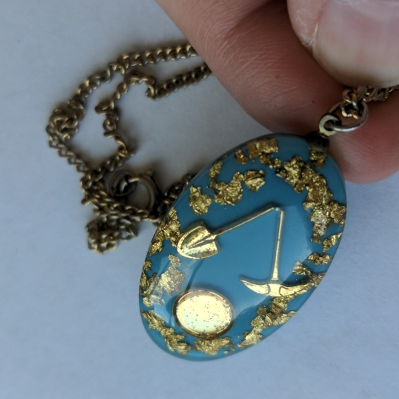 Vintage gold rush necklace with real 24k gold flakes - Picture 7 of 8